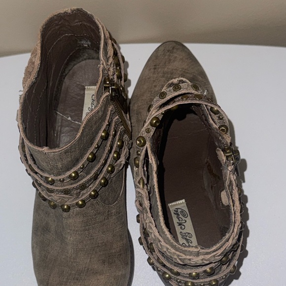 Naughty Monkey Studded Leather Ankle Boots Women’s 9.5 Boho Western Moto - Picture 6 of 10